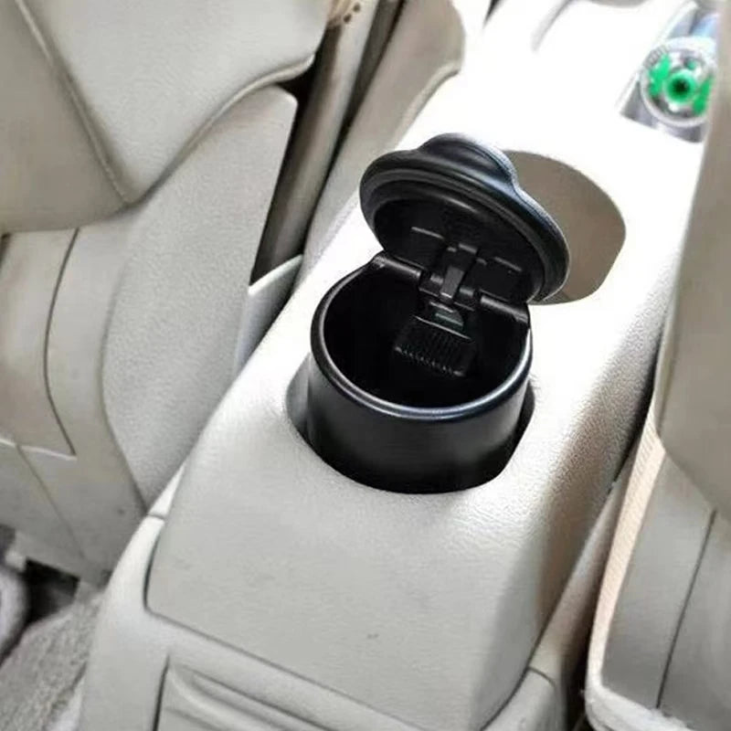 Portable Car LED Ashtray Universal Auto Ashtray Cigarette Ash Holders Cup Car Interior Decor Auto Accessories Interior 7x7x10CM