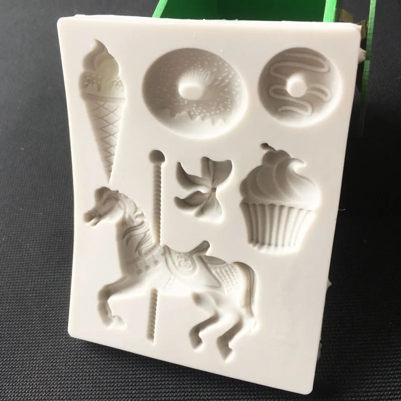 Trojan horse ice cream doughnut silicone mold candy cake candy mold chocolate decoration tool mold